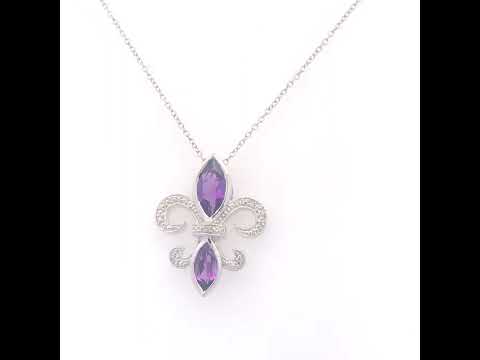 Rotating video showing the jewelry item