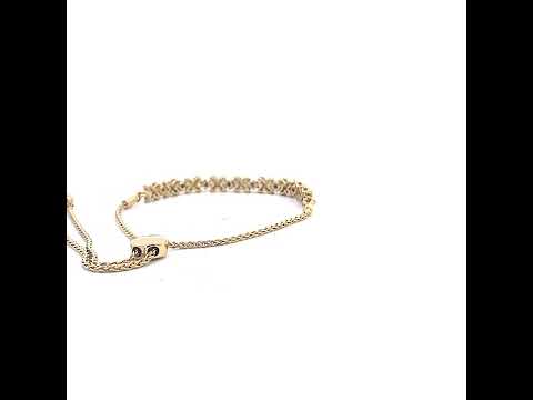 Rotating video showing the jewelry item