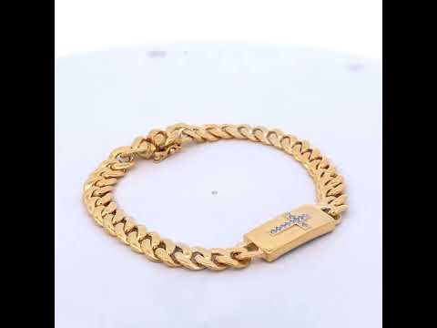 Rotating video showing the jewelry item